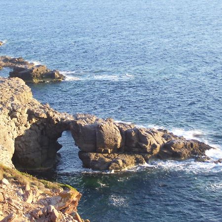 Готель Il Lentischio Cala Sapone Екстер'єр фото